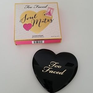 Too faced  soul mates